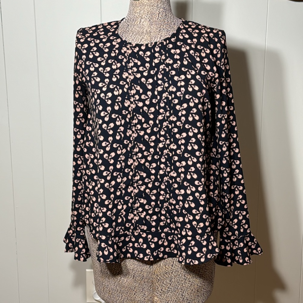 Ann Taylor Womens Small Black and Tan Blouse Ruffled Bottom